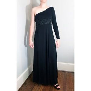 Vintage Black One Shoulder Long Sleeve